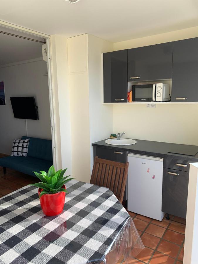La Fraiche Rose Apartment La Trinite Luaran gambar