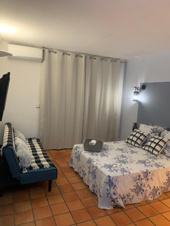 La Fraiche Rose Apartment La Trinite Luaran gambar
